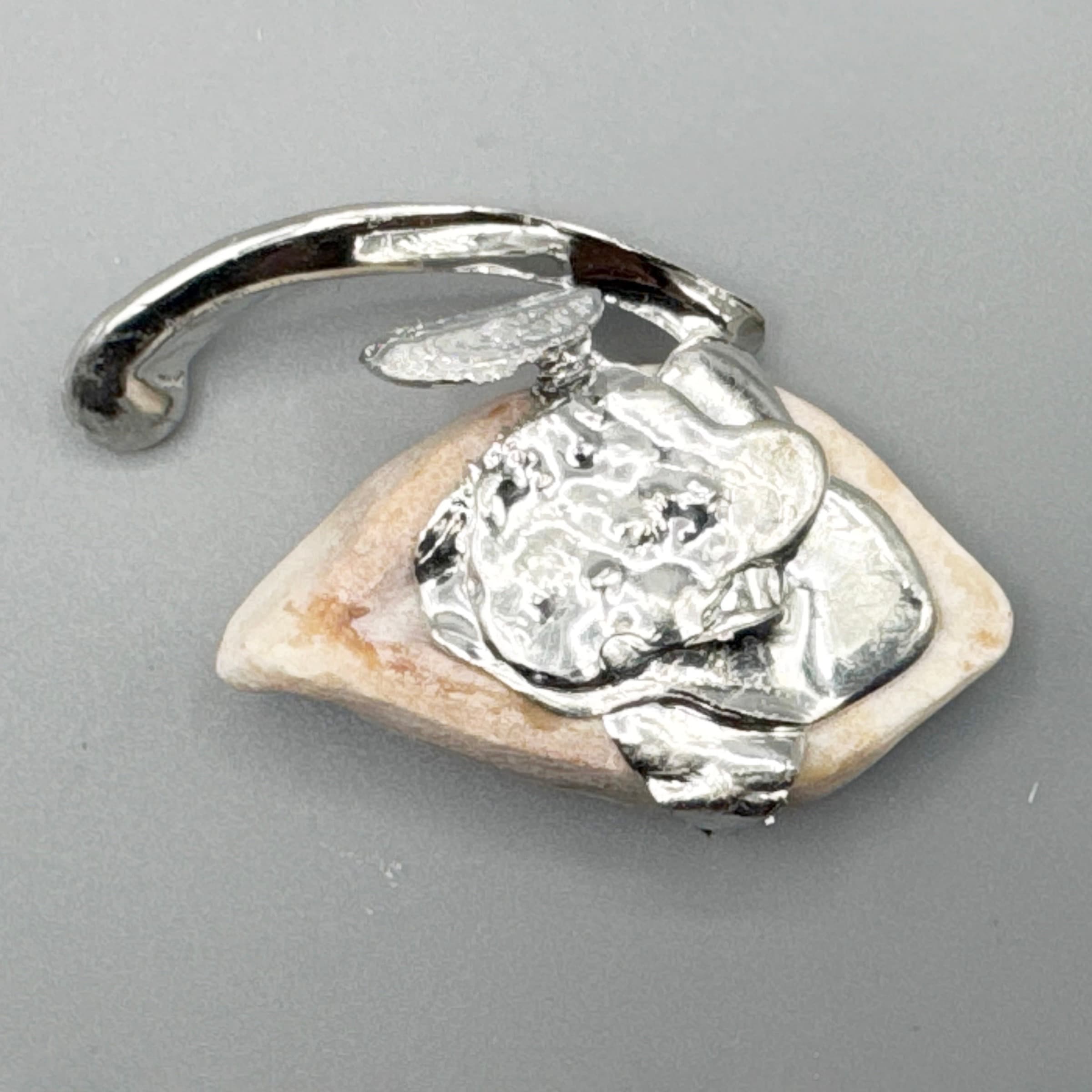 Amulet No. 19.